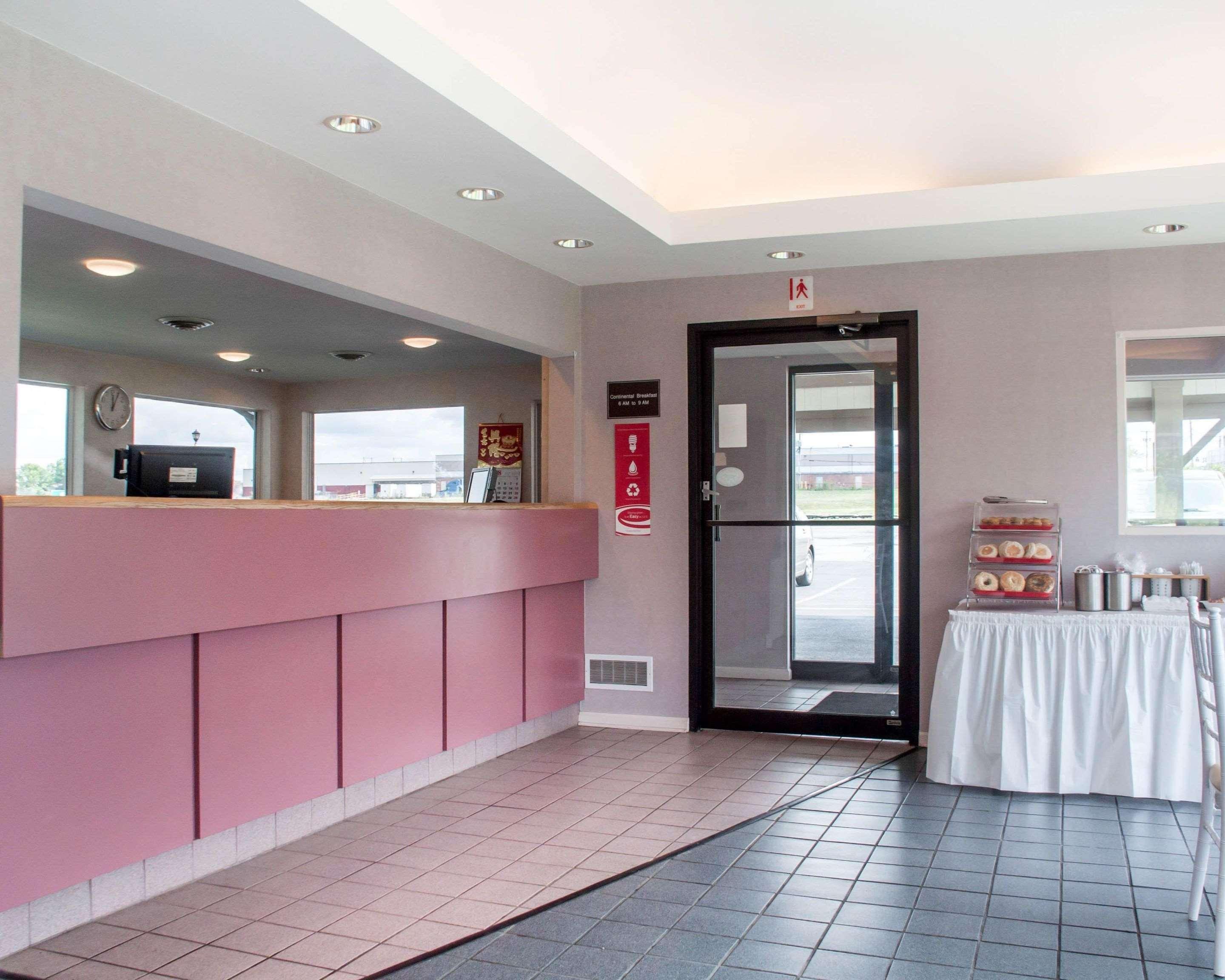 Econo Lodge Buffalo South Blasdell エクステリア 写真