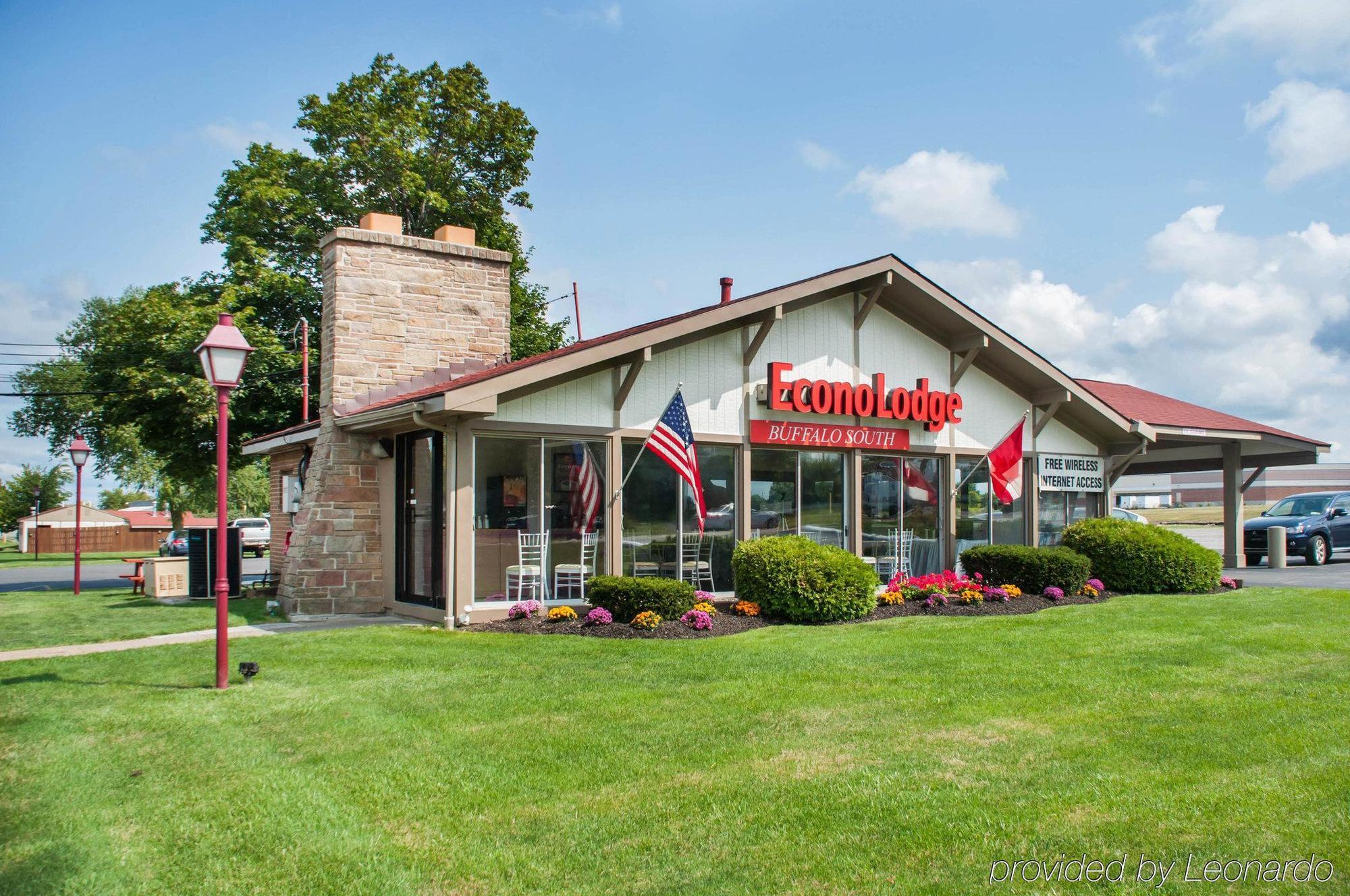 Econo Lodge Buffalo South Blasdell エクステリア 写真