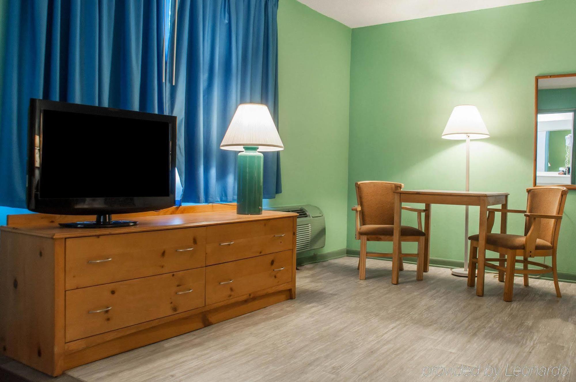 Econo Lodge Buffalo South Blasdell エクステリア 写真