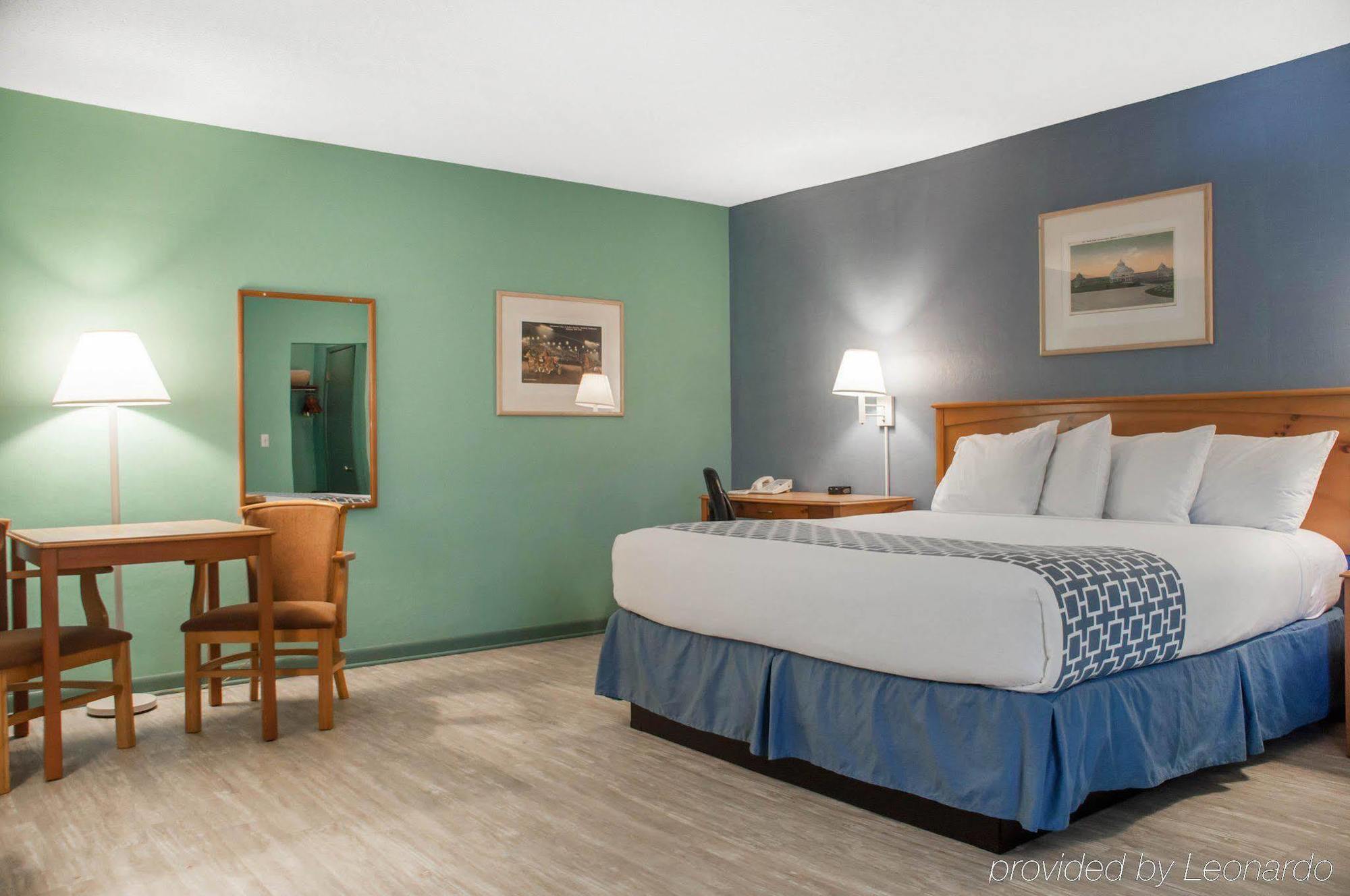 Econo Lodge Buffalo South Blasdell エクステリア 写真