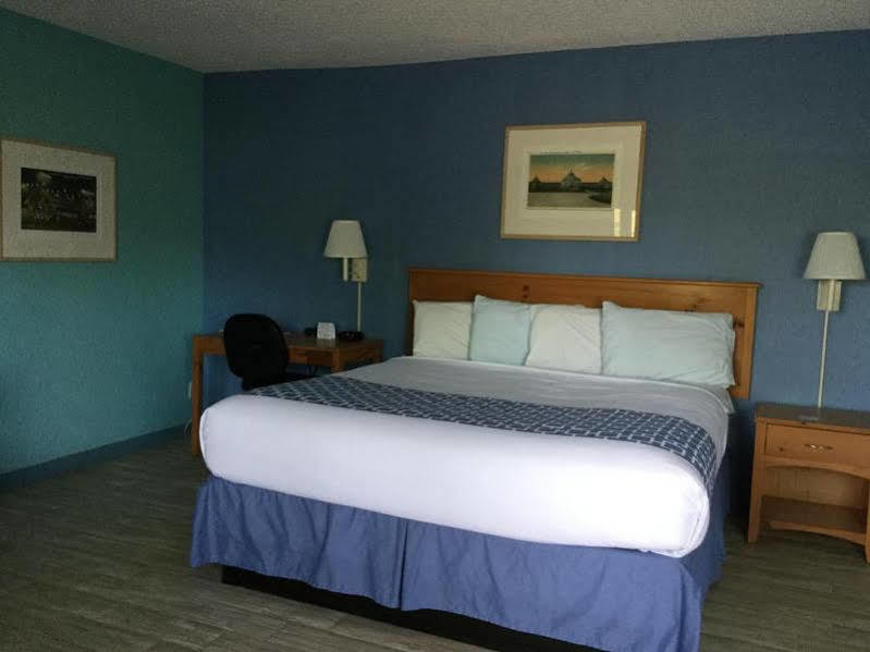 Econo Lodge Buffalo South Blasdell エクステリア 写真