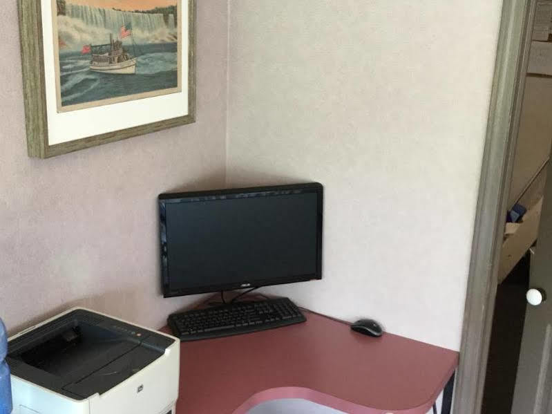 Econo Lodge Buffalo South Blasdell エクステリア 写真