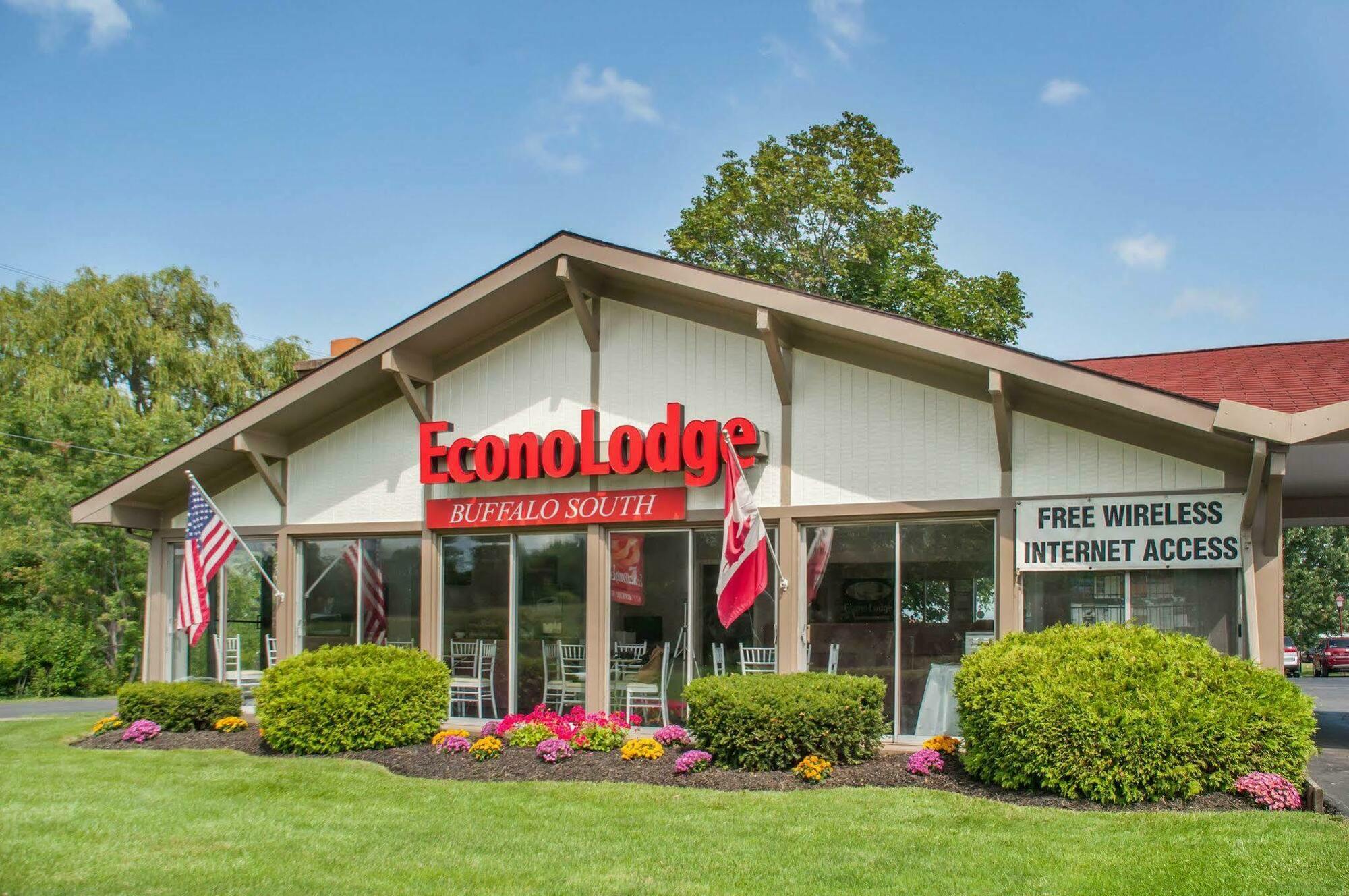 Econo Lodge Buffalo South Blasdell エクステリア 写真