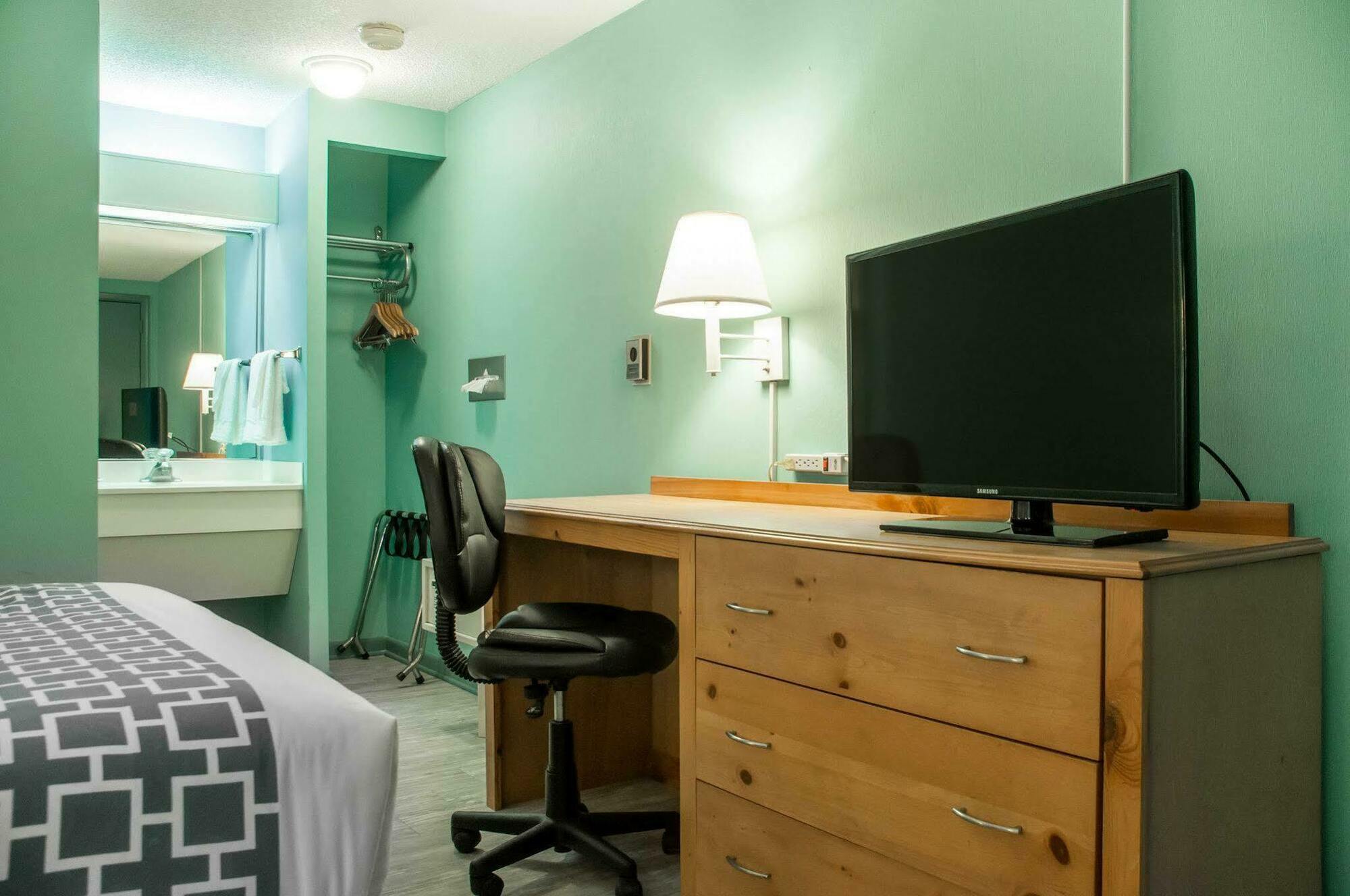 Econo Lodge Buffalo South Blasdell エクステリア 写真