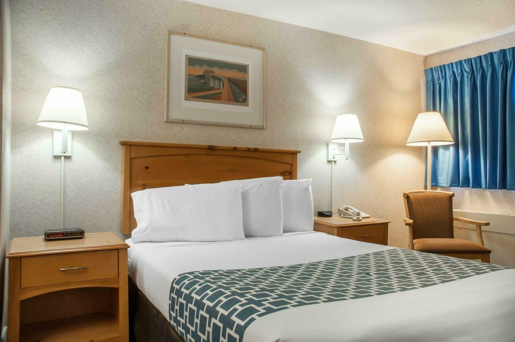 Econo Lodge Buffalo South Blasdell エクステリア 写真